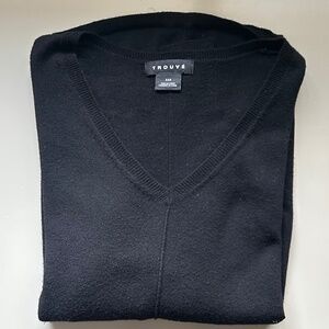 Trouve Black V Neck Long Sleeve Sweater Size XXS